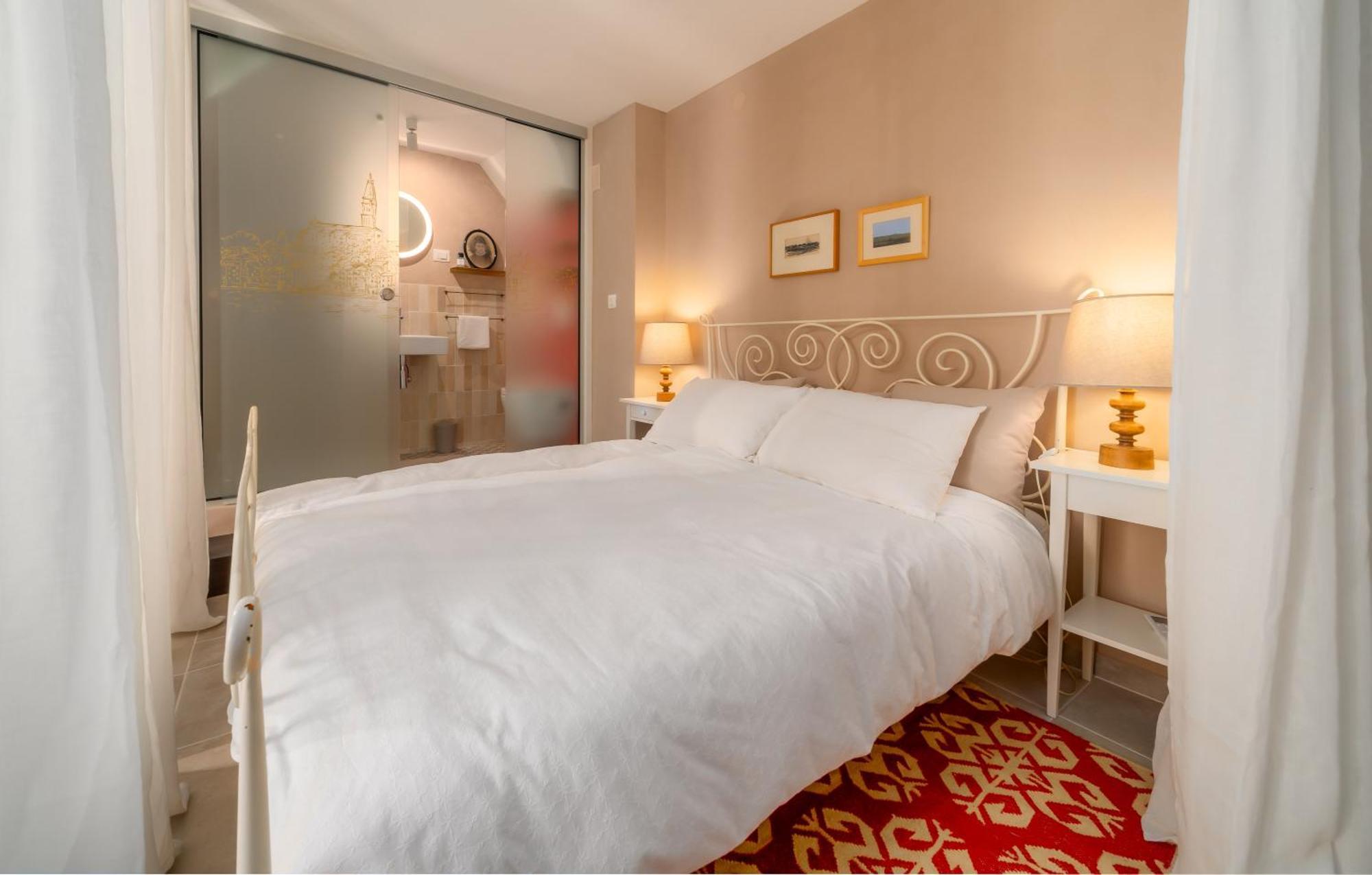 Montalbano Gem - Heritage With Airy Vibes Apartment